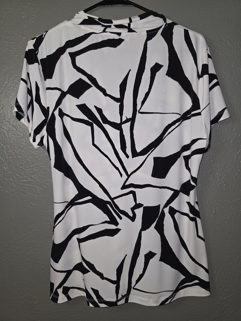 DKNY Coconut Black Abstract Surplice V-Neck Side Ruched Top Size XL - Picture 3 of 3